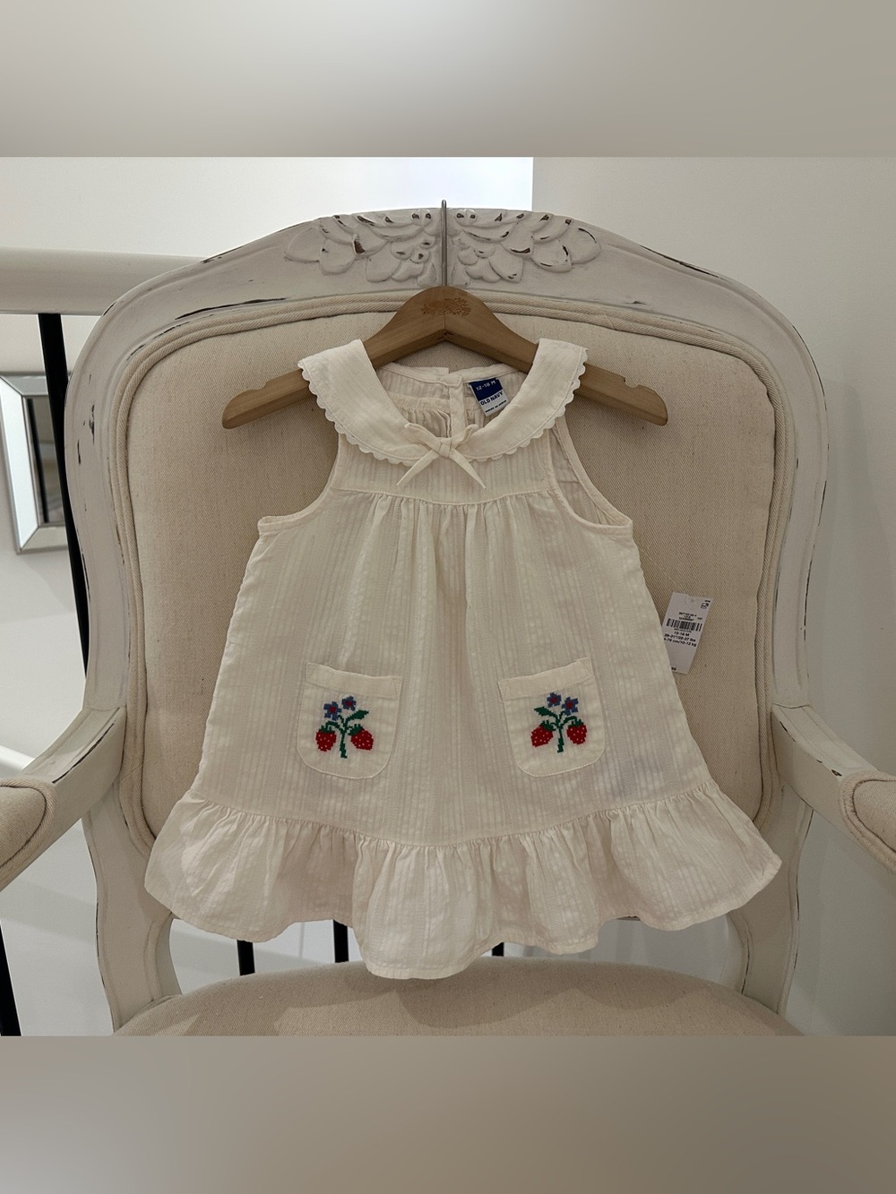 🍓 12~18 Cotton Strawberry Embroidery Dress With Peter Pan Collar & Ruffles NWT